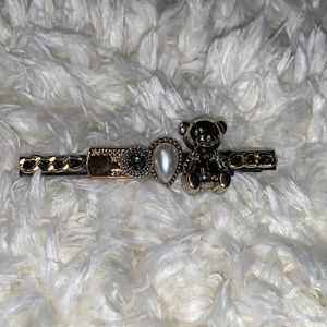 New Pearl & black bear Hair Clip with chain and rhinestone details